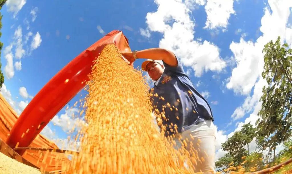 Balança comercial tem menor superávit para julho em três anos