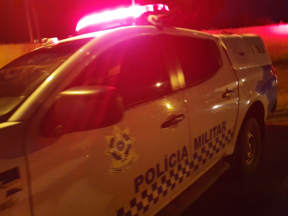 Facada: briga entre moradores deixa homem gravemente ferido e desacordado em vila de apartamentos