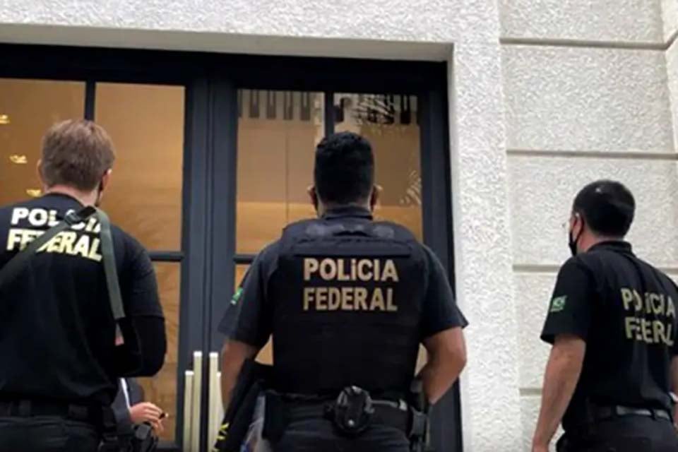 Fraudes no INSS: ex-ministro de Bolsonaro e deputados são alvos da PF