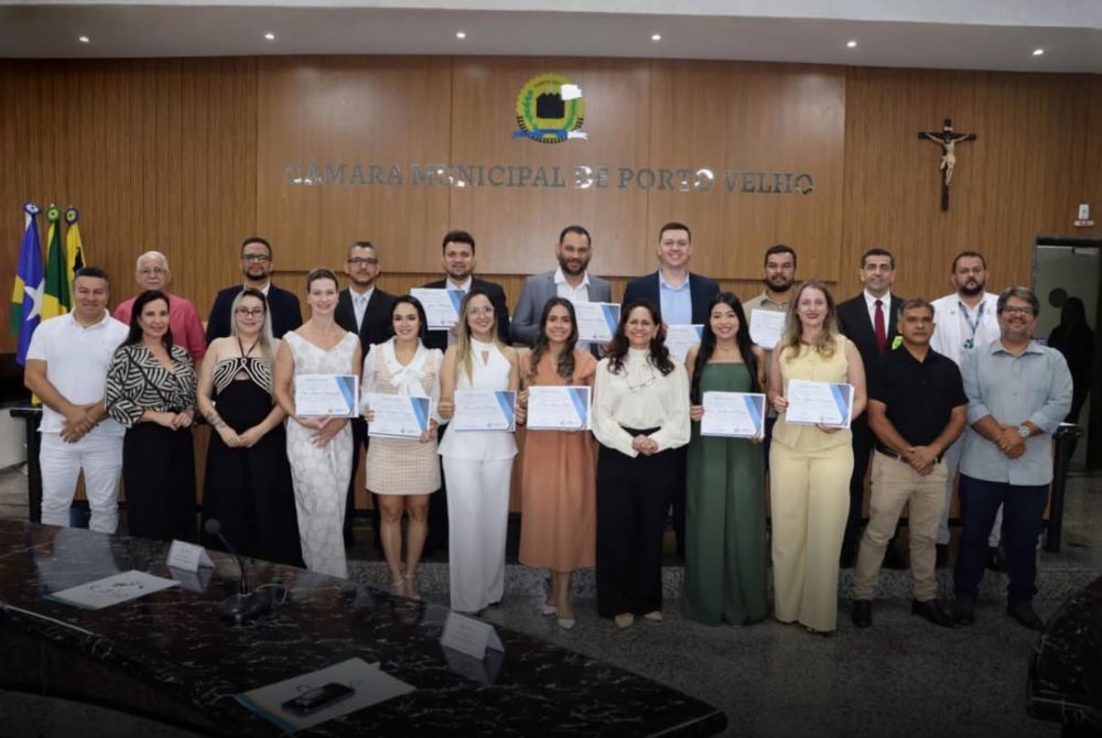 Vereador Dr. Breno Mendes prestigia Solenidade de Posse e Diplomação do CRF-RO