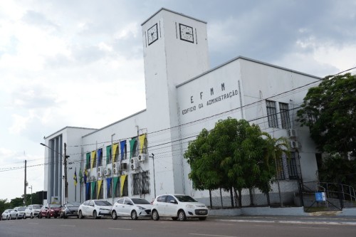 Prefeitura antecipa salário e injeta renda em Porto Velho