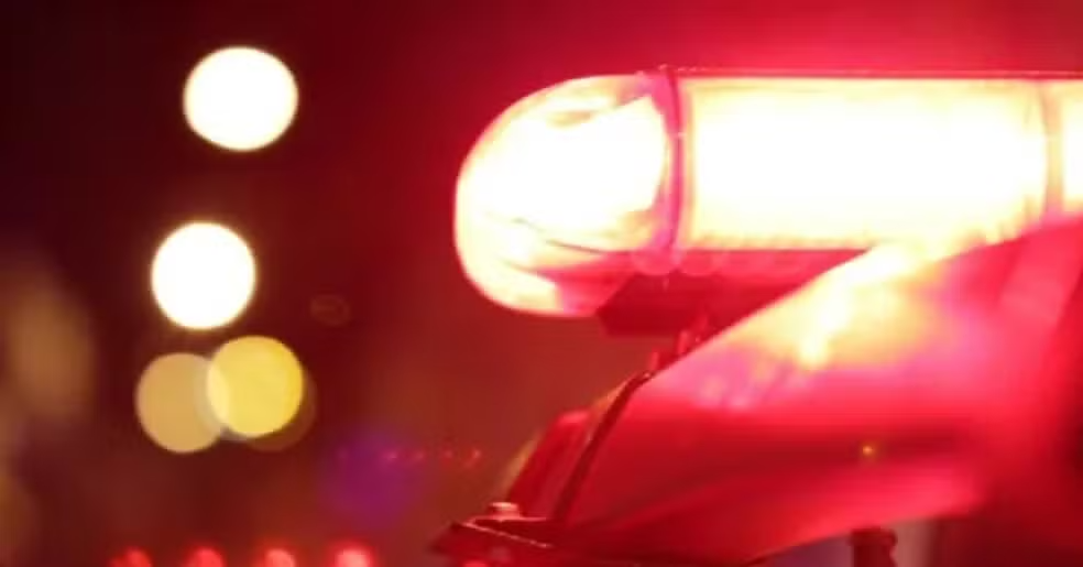 Motorista de aplicativo é rendido com arma na nuca e bandidos fogem levando veículo em Montes Claros