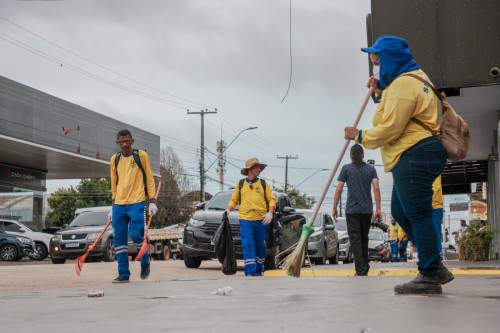 Prefeitura reforçará ações de limpeza urbana Júnior Costa