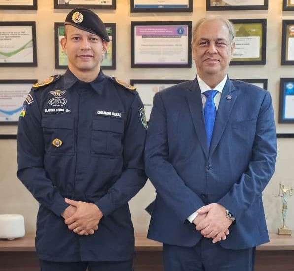 Comandante-Geral da PM visita presidente do TRE-RO para tratar da segurança das eleições 2026