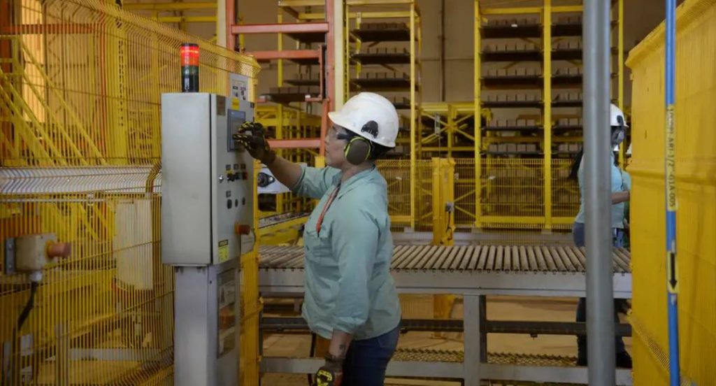 Estudo aponta que economia suportaria redução da jornada e fim da escala 6×1