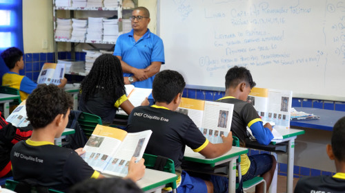 Dia do livro didático mobiliza estudantes na zona rural de PVH