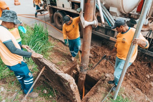 Intervenções reduzem alagamentos em trecho da Raimundo Cantuária