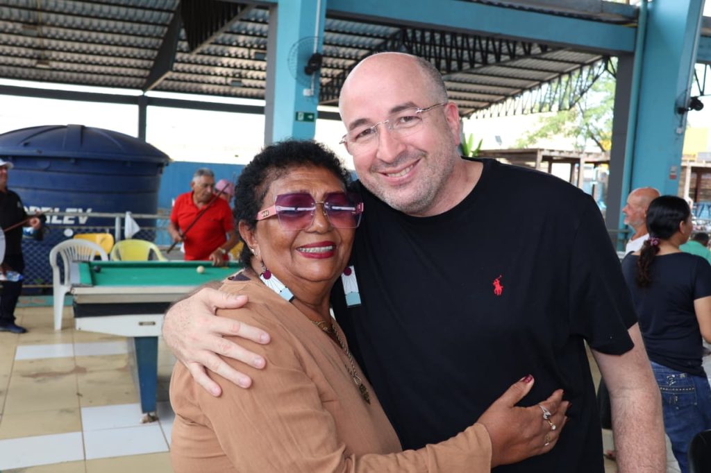 Vereador Gedeão Negreiros realiza “Sexta-feira Cidadã” com serviços gratuitos para idosos em Porto Velho