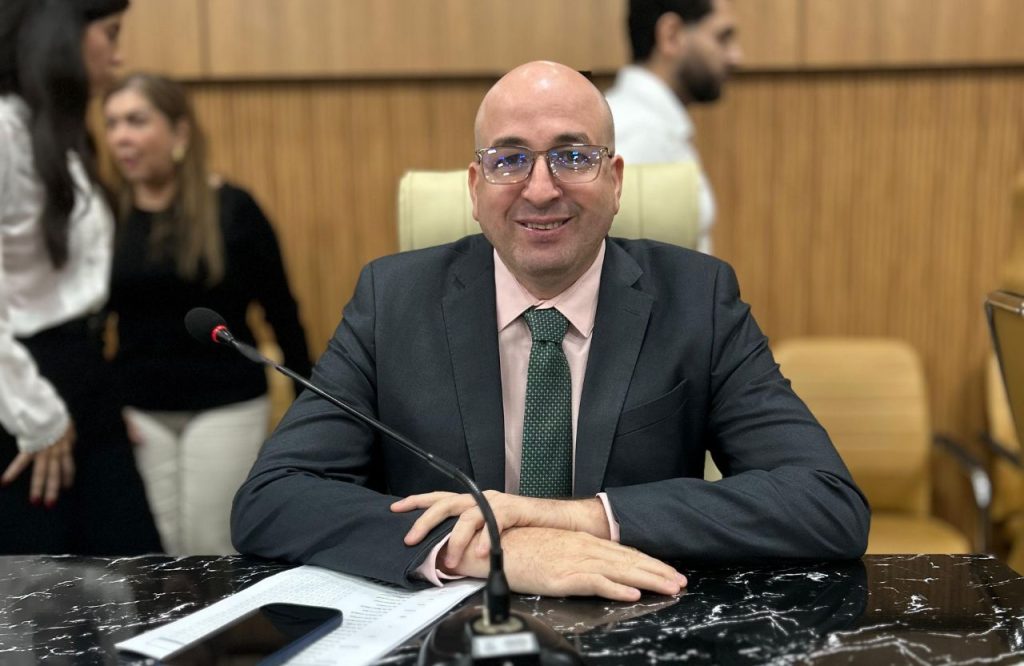 Fim das longas caminhadas: vereador Gedeão Negreiros solicita nova rota de ônibus e abrigos para o Parque Amazônia