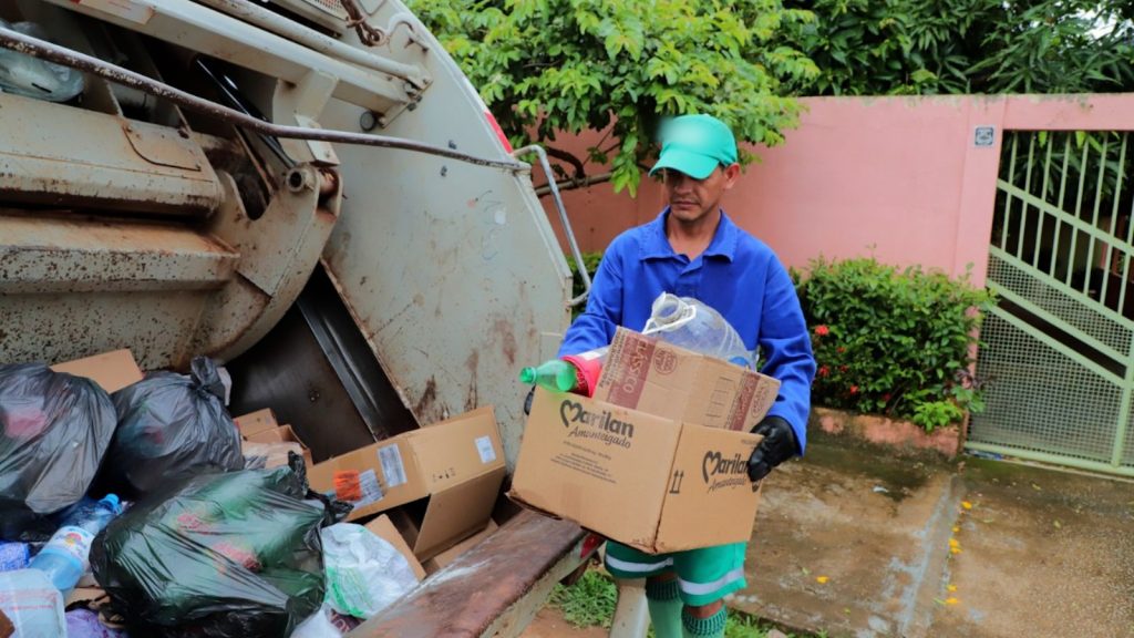 Coleta de lixo em Porto Velho segue com novas rotas para melhor atender a população