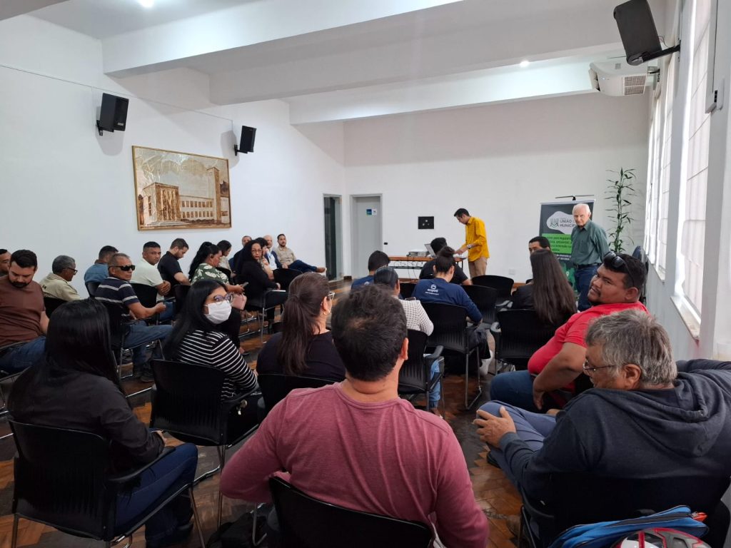 Sonho da regularização fundiária avança após reunião no Prédio do Relógio