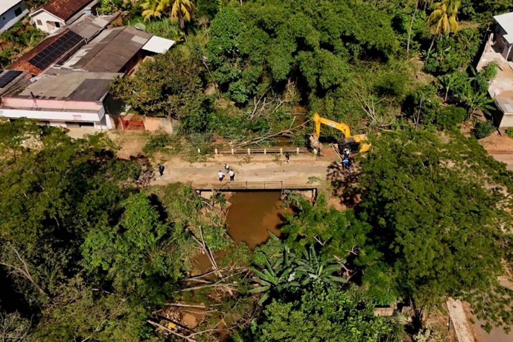 Prefeitura dá início às obras de galeria de concreto que irá substituir ponte de pista única na rua Rio Grande do Norte