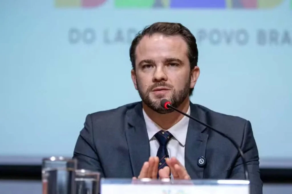 Lula pede a Durigan que avalie possíveis prejuízos de medidas dos EUA