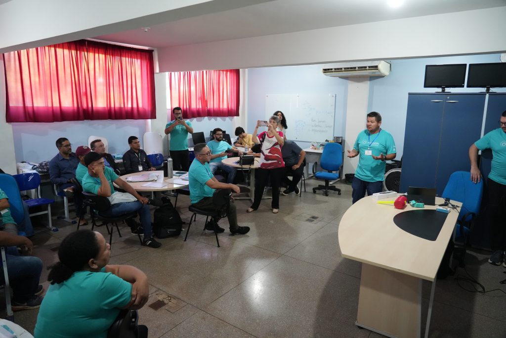 Capacitação para reciclagem de resíduos eletroeletrônicos tem início em Porto Velho
