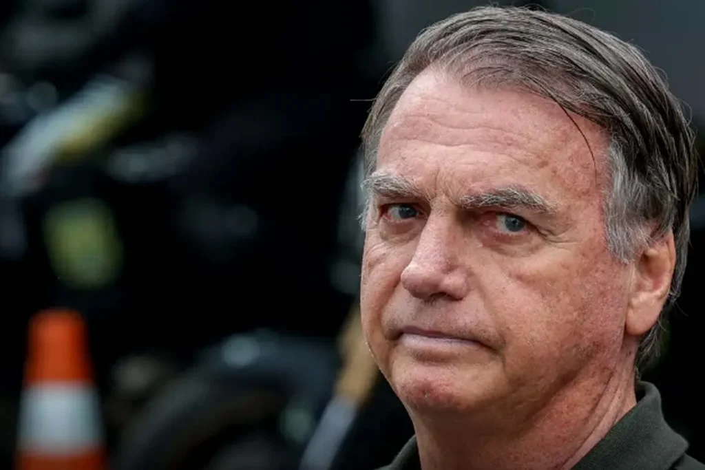 Bolsonaro pede ao STF para receber os filhos no Dia dos Pais