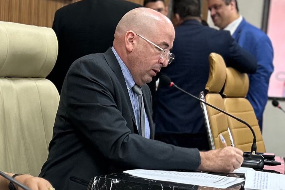 Vereador Gedeão Negreiros solicita encascalhamento na BR-319 no Ramal Cuniã