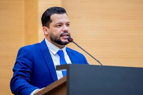 EDEVALDO NEVES RETOMA ATIVIDADES NA ASSEMBLEIA LEGISLATIVA APÓS REELEIÇÃO COM 21.753 VOTOS
